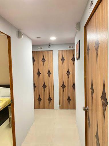Hotel Welcome, Vip Road Vesu 수라트 외부 사진